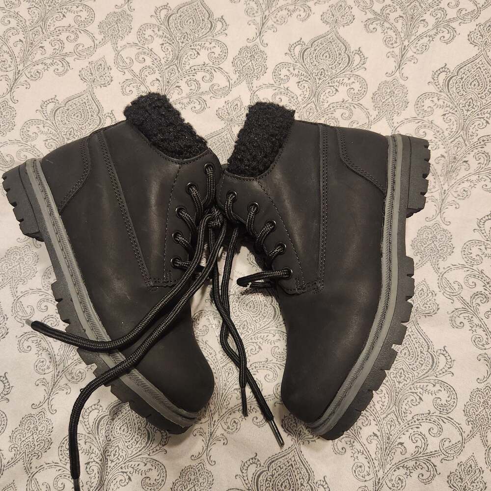 Little Kid Black Faux Fur Winter Work Boots with Side Zipper Size 11